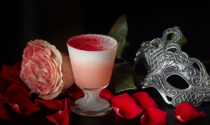 Коктейль Sarah Jessica Sour