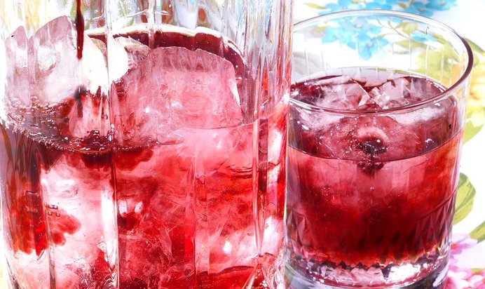 Малиновый джин-тоник