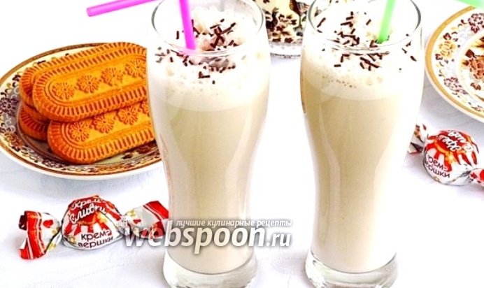 Молочно-кофейный коктейль с мороженым и мёдом