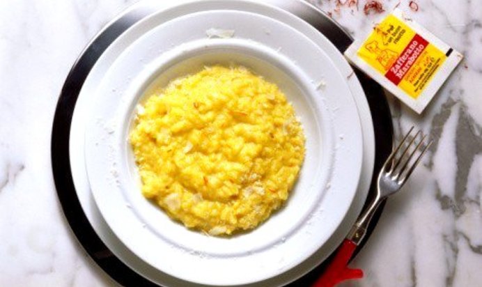 Ризотто с двумя видами сыра и шафраном