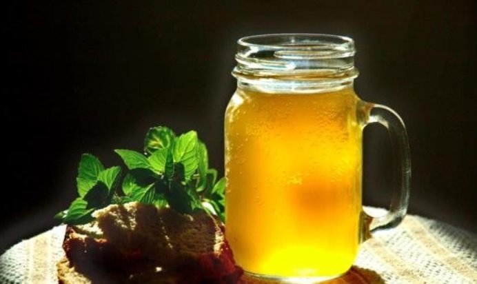 Квас из сухарей без дрожжей