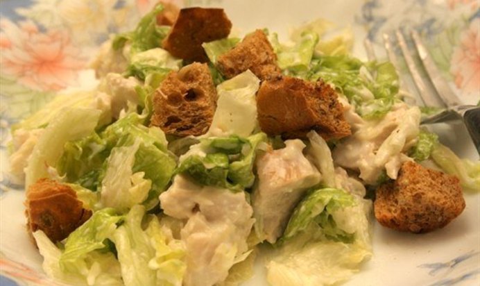 Низкокалорийный салат «Цезарь»