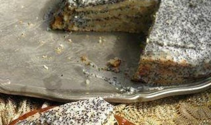 Сметанный торт с маком