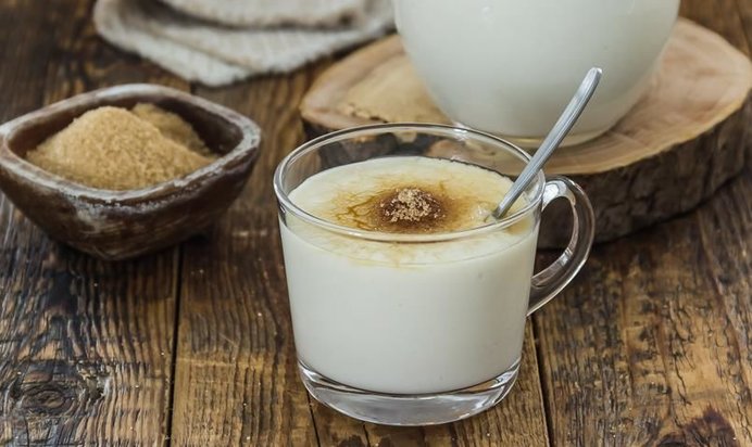 Овсяный кисель на молоке с ванилином