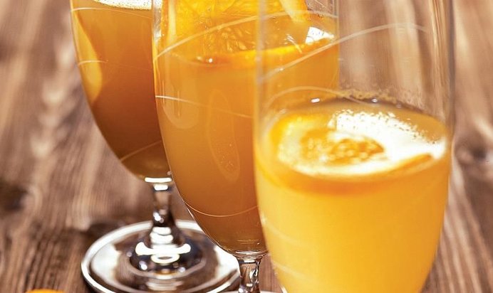 Яблочный пунш с айвовым желе