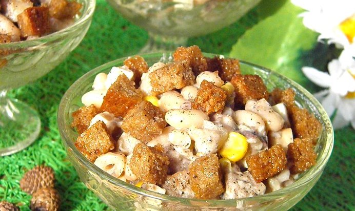 Салат со шпротами