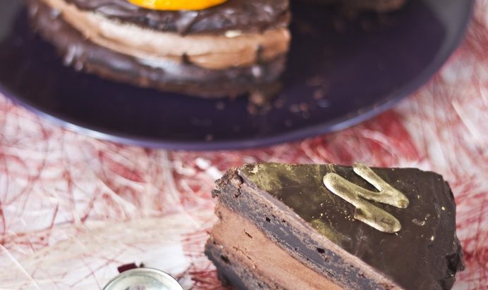 Шоколадно-апельсиновый торт с кофейным кремом