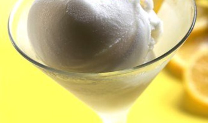 Дыневый шербет с шампанским и лимонным сиропом