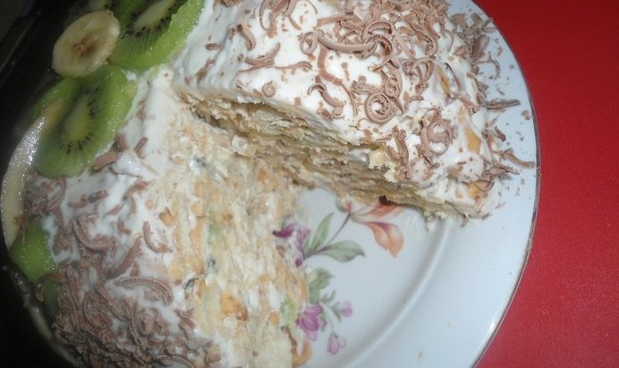 Торт из крекеров без выпечки