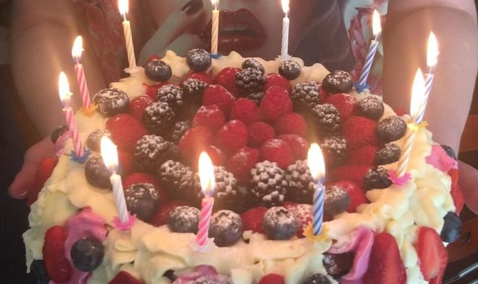 Торт Ягодная фантазия