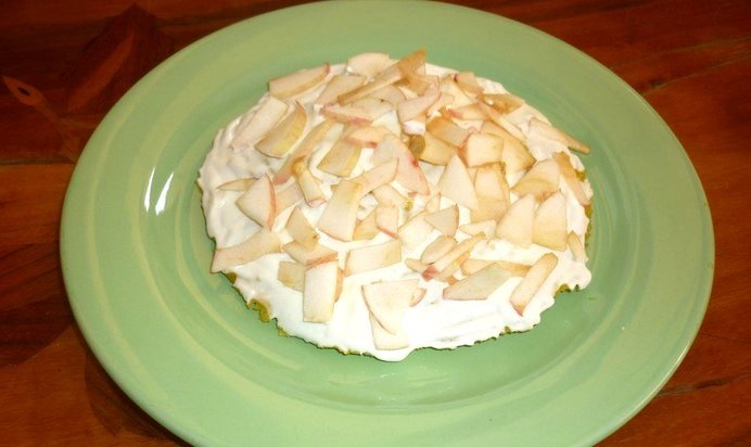 Яблочный торт в микроволновке