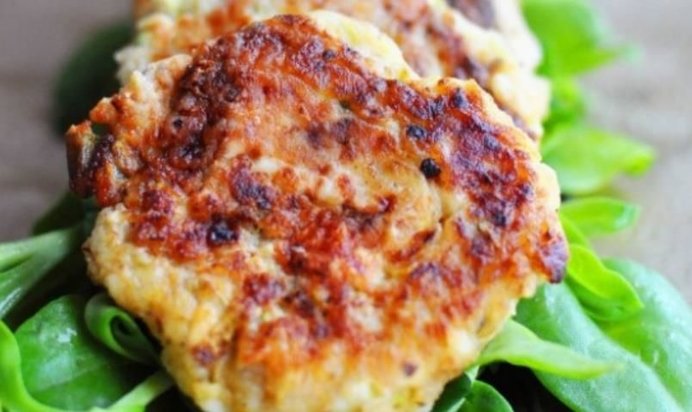 Кабачково-сырные оладьи