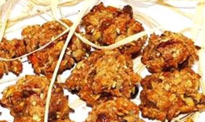 Овсяное печенье Здрава с сухофруктами, орехами и ягодами