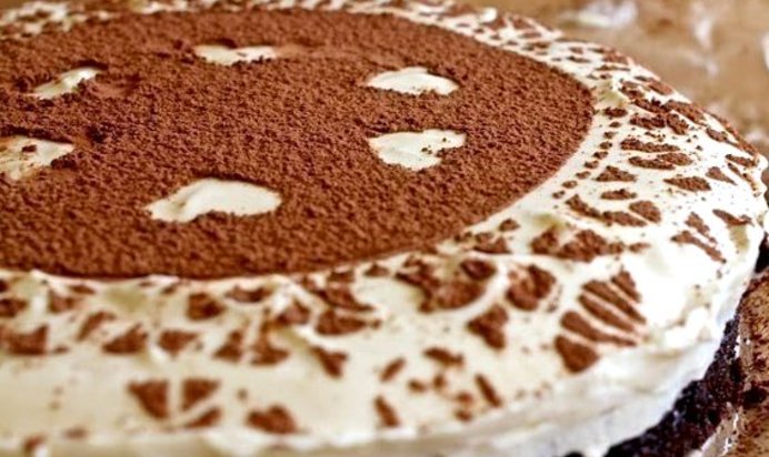 Трюфельный торт с муссом из белого шоколада