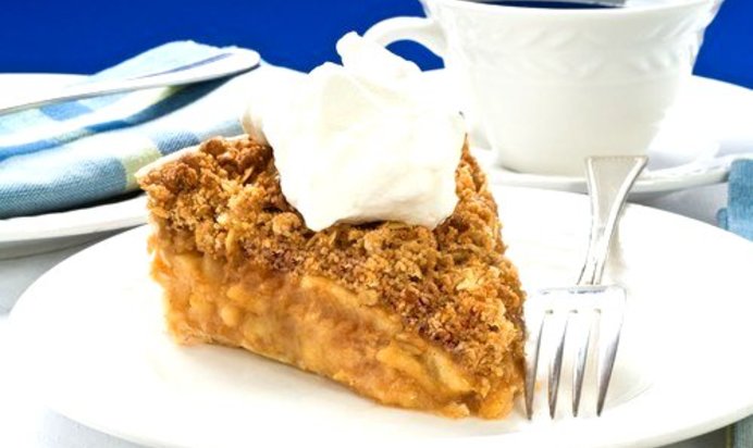 Яблочный гратен с овсяными хлопьями