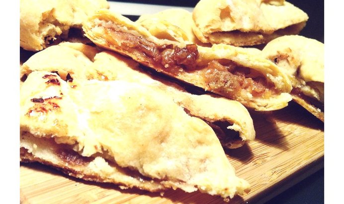 Простой рулет с яблоками