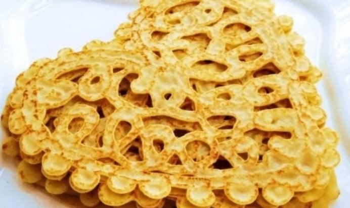 Сердечно-блинный торт для ВЛЮБЛЕННЫХ