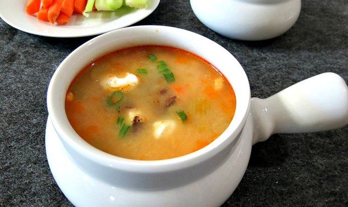 Сырный суп с копченой курицей