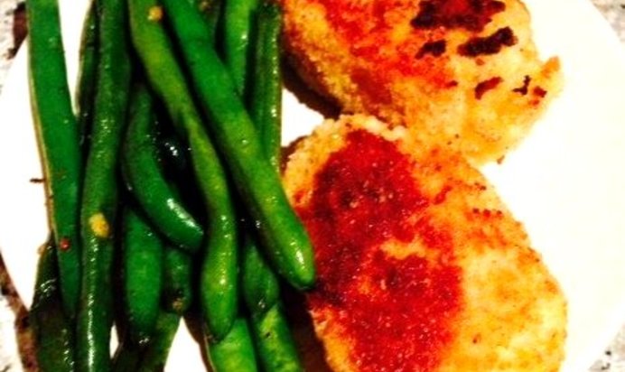 Картофельные оладьи из пюре со стручковой фасолью