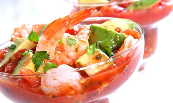 Коктейль из креветок с авокадо