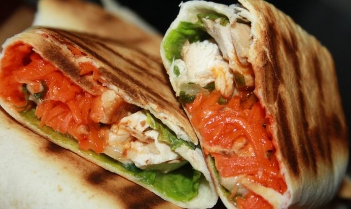 Сочные тортильи с индейкой