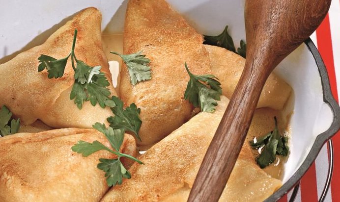 Блинчики с курицей в соусе бешамель