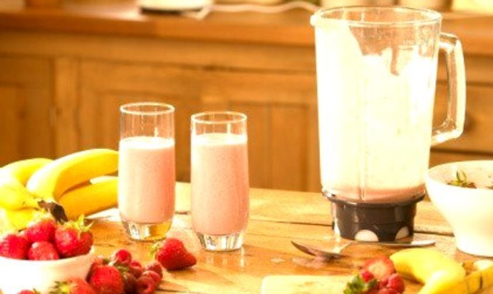 Ягодно-банановый коктейль