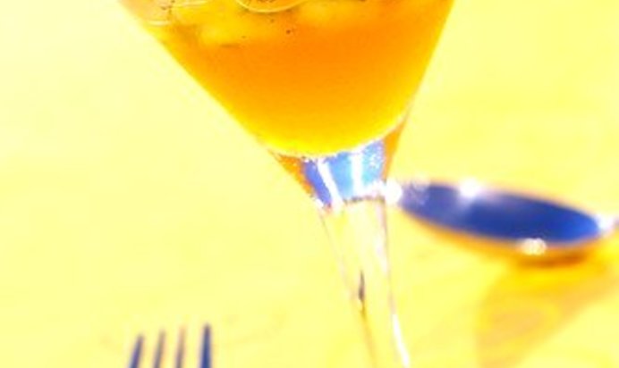 Ананасы в имбирно-ромовом сиропе