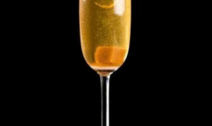 Классический коктейль из шампанского