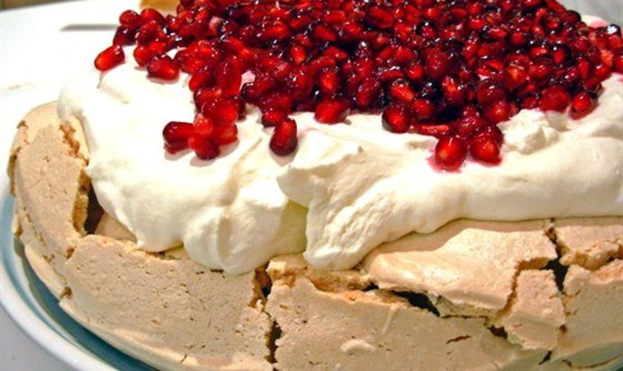 Торт «Павлова» со сливочным кремом