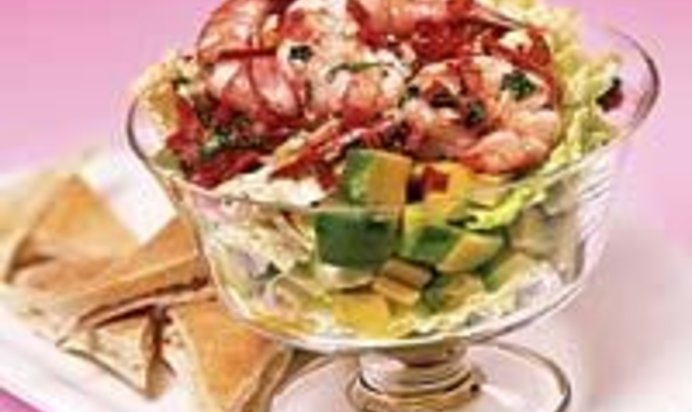 Креветочный коктейль с томатно-кориандровой заправкой