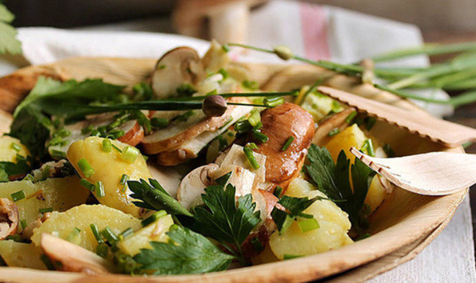 Салат из картофеля с шампиньонами