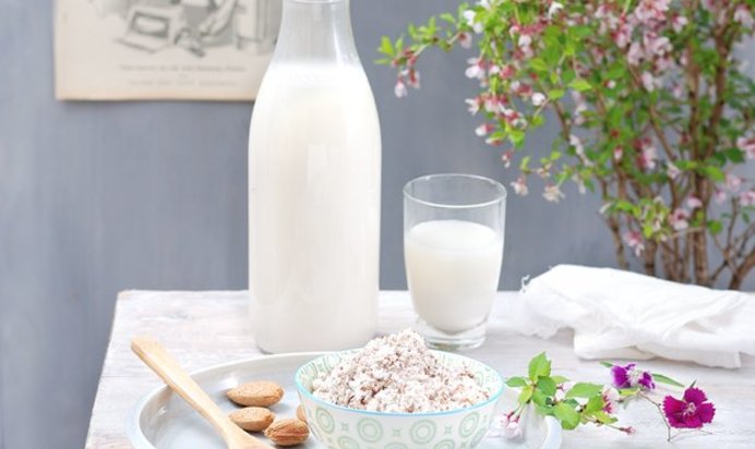 Домашнее миндальное молоко