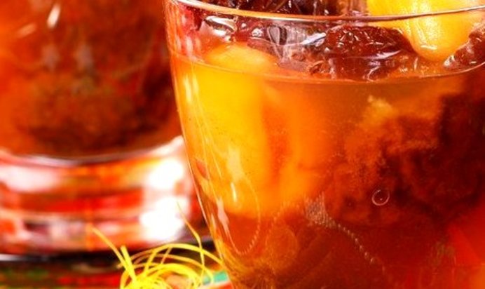 Компот из сухофруктов с цедрой