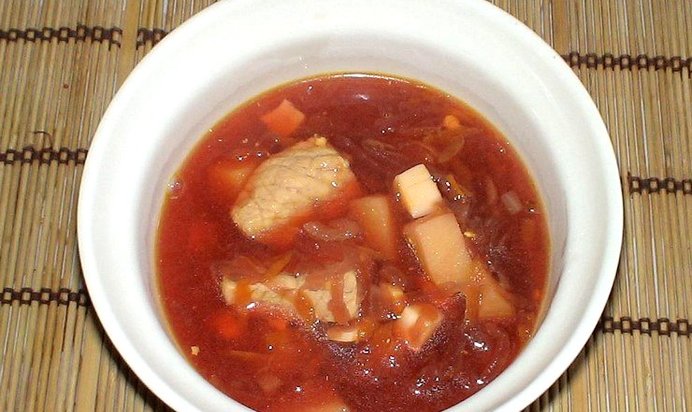 Свекольник со свининой