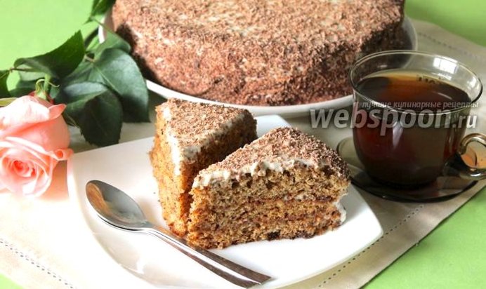 Торт «Медовик» ореховый