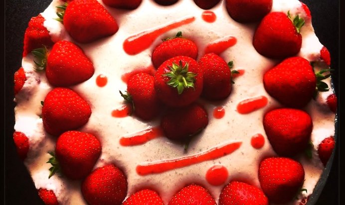 Фруктовый торт без выпечки