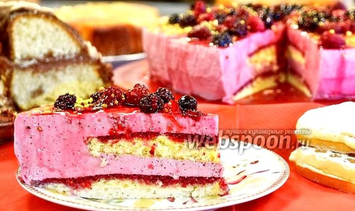 Йогуртовый торт с ягодами