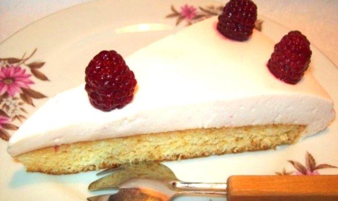 Торт с йогуртом и желатином