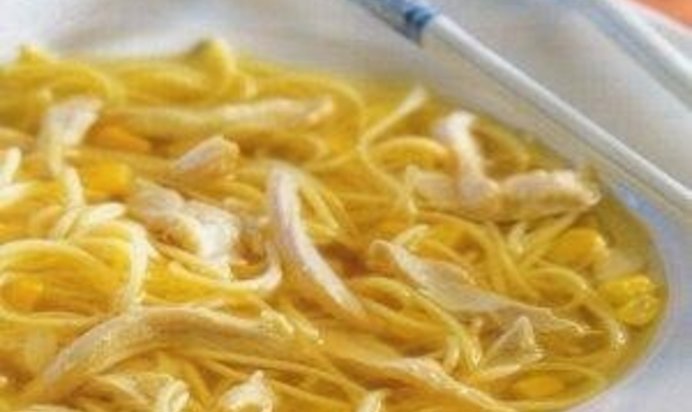 Китайский куриный суп с кукурузой