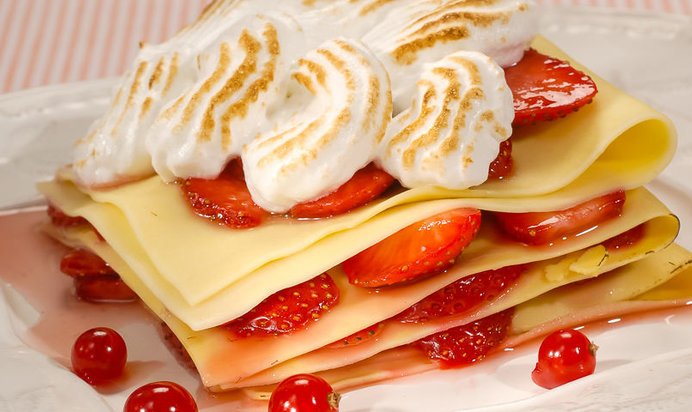 Клубничная лазанья