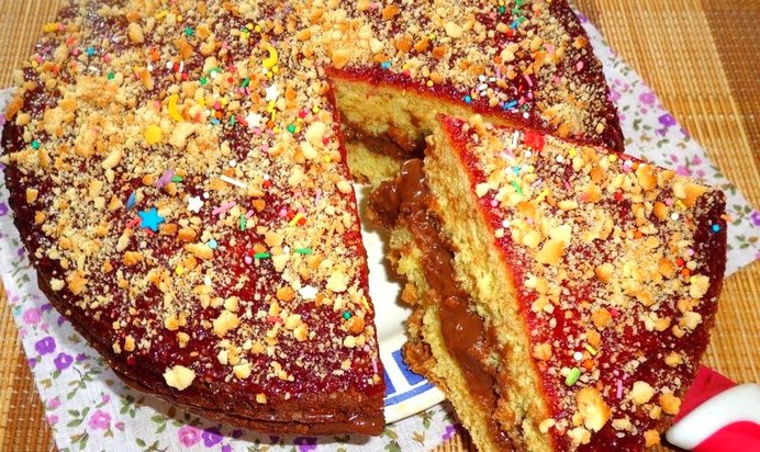 Ореховый торт с джемом