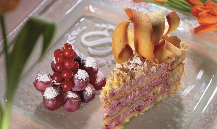 Малиновый торт с маскарпоне