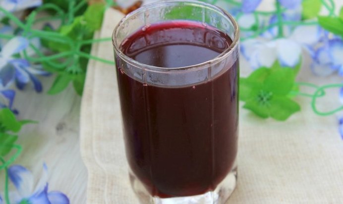 Компот из смородины с ароматом ванили