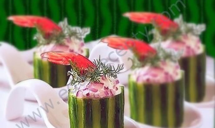 Огуречный коктейль с креветками