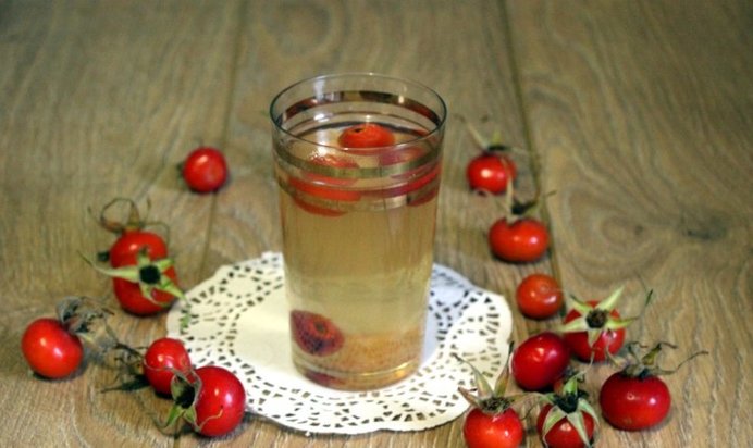 Компот из шиповника