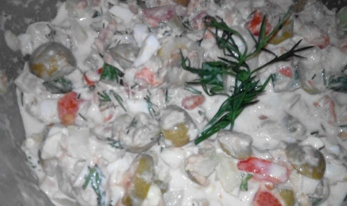 Салат из сардин и оливок