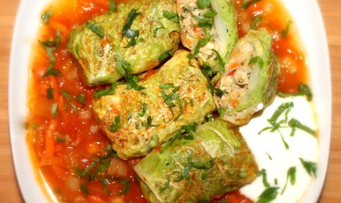 Мини-голубцы из пекинской капусты