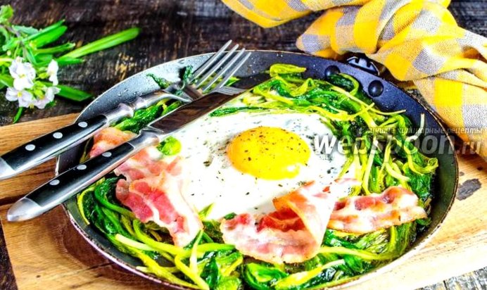 Яичница с черемшой