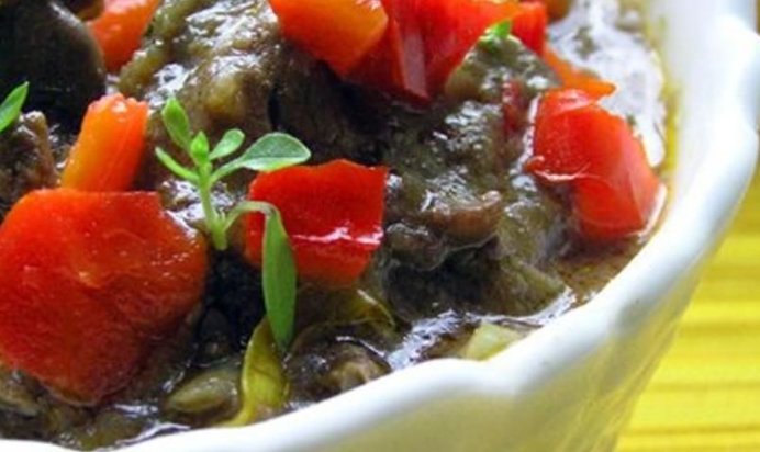 Бисквитный торт с абрикосами